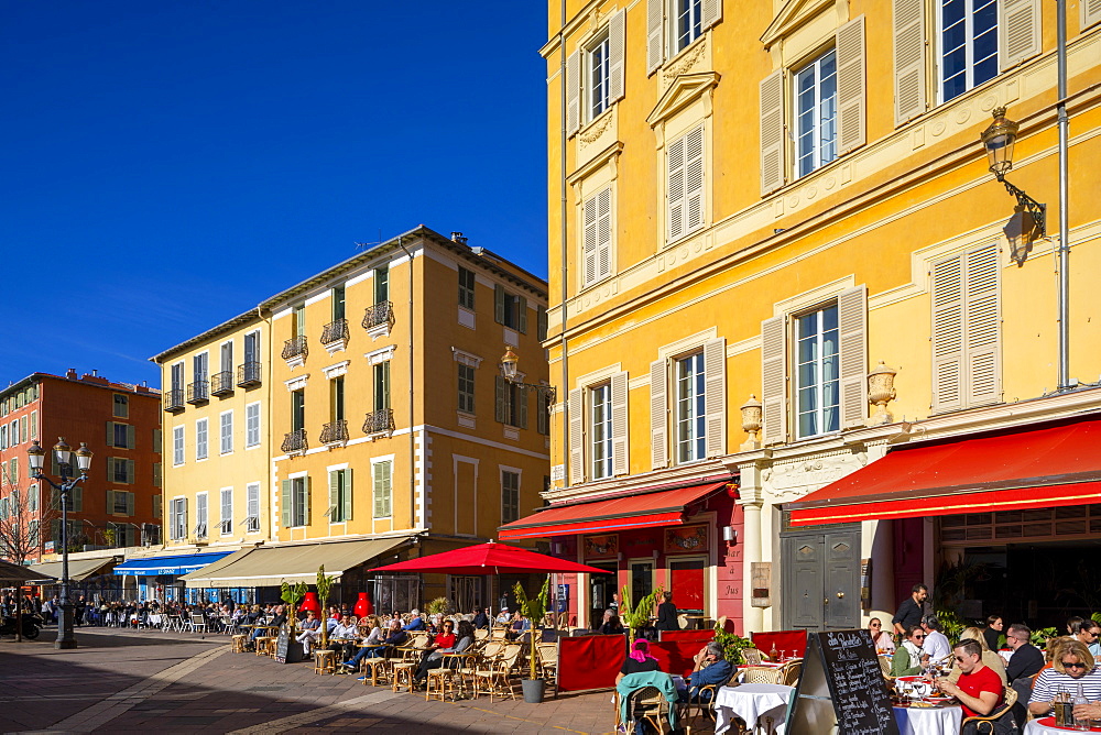 Restaurants in Cours Saleya, Nice, Alpes-Maritimes, Cote d'Azur, French Riviera, Provence, France, Mediterranean, Europe