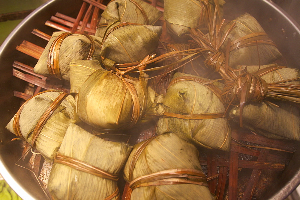 Steamed rice dumpling in lotus leaf, Hong Kong, China, Asia