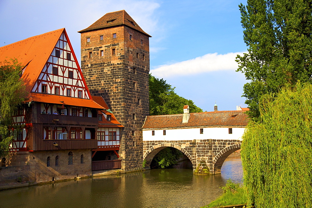 The Wine Store and Hangman's Bridge on the Pegnitz River, Nuremberg, Bavaria, Germany, Europe 