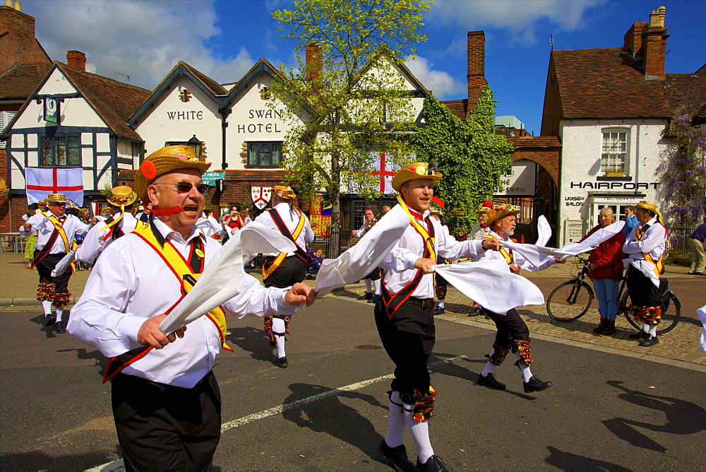 Morris dancing, Stratford upon Avon, Warwickshire, England, United Kingdom, Europe