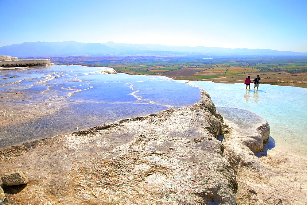 White travertine terraces at Pamukkale, UNESCO World Heritage Site, Anatolia, Turkey, Asia Minor, Eurasia