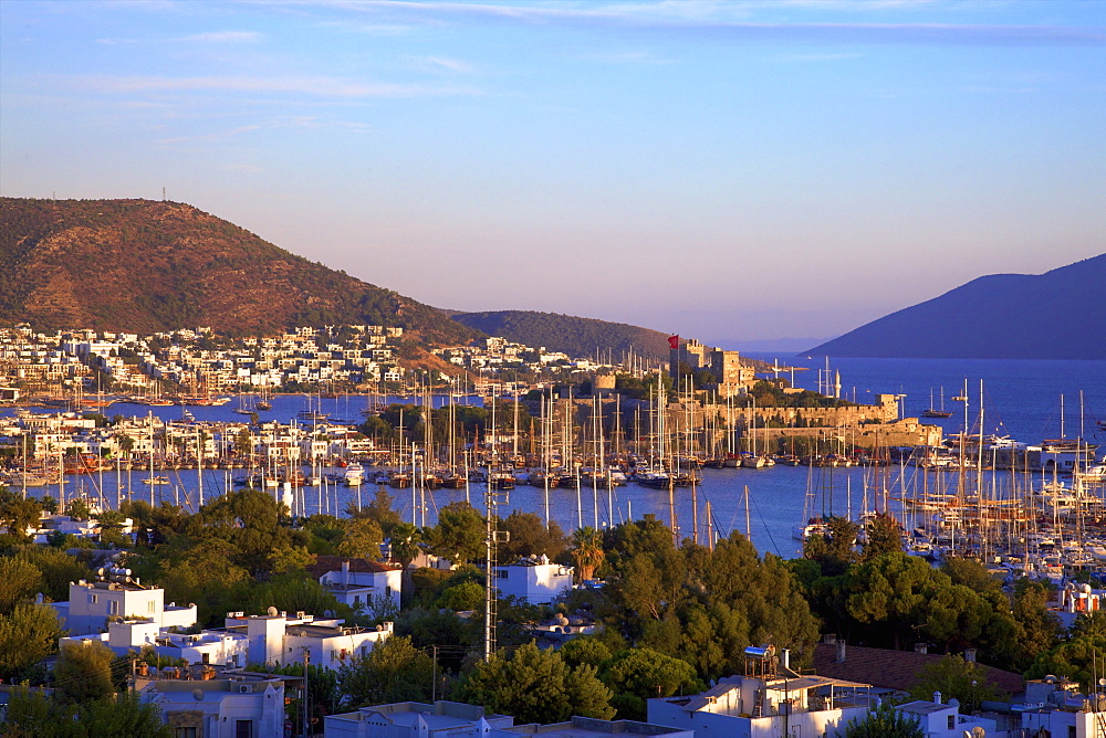 Bodrum Harbour and The Castle of St. Peter, Bodrum, Bodrum Peninsula, Anatolia, Turkey, Asia Minor, Eurasia