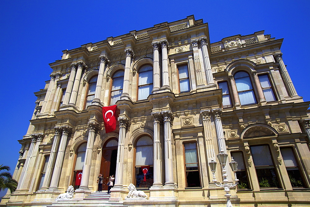 Beylerbeyi Palace, Beylerbeyi, Istanbul, Anatolia, Asia Minor, Turkey, Eurasia 