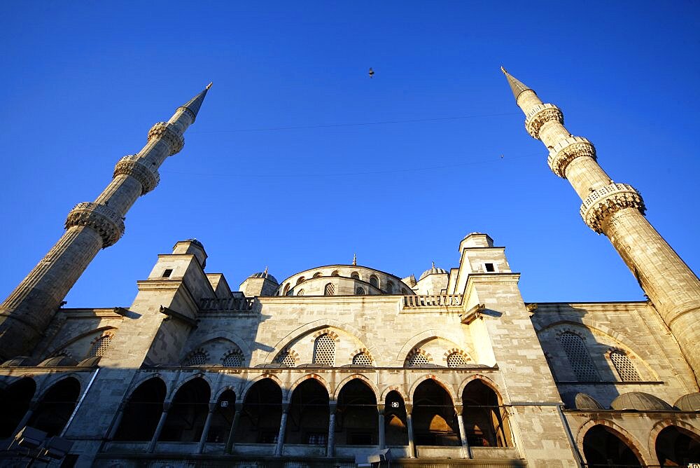 Blue Mosque (Sultan Ahmet Camii), Istanbul, Turkey, Europe