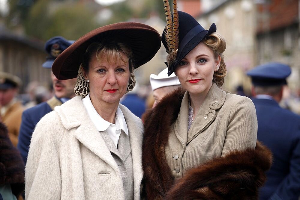 Women in 1940s clothes, Pickering, North Yorkshire, Yorkshire, England, United Kingdom, Europe