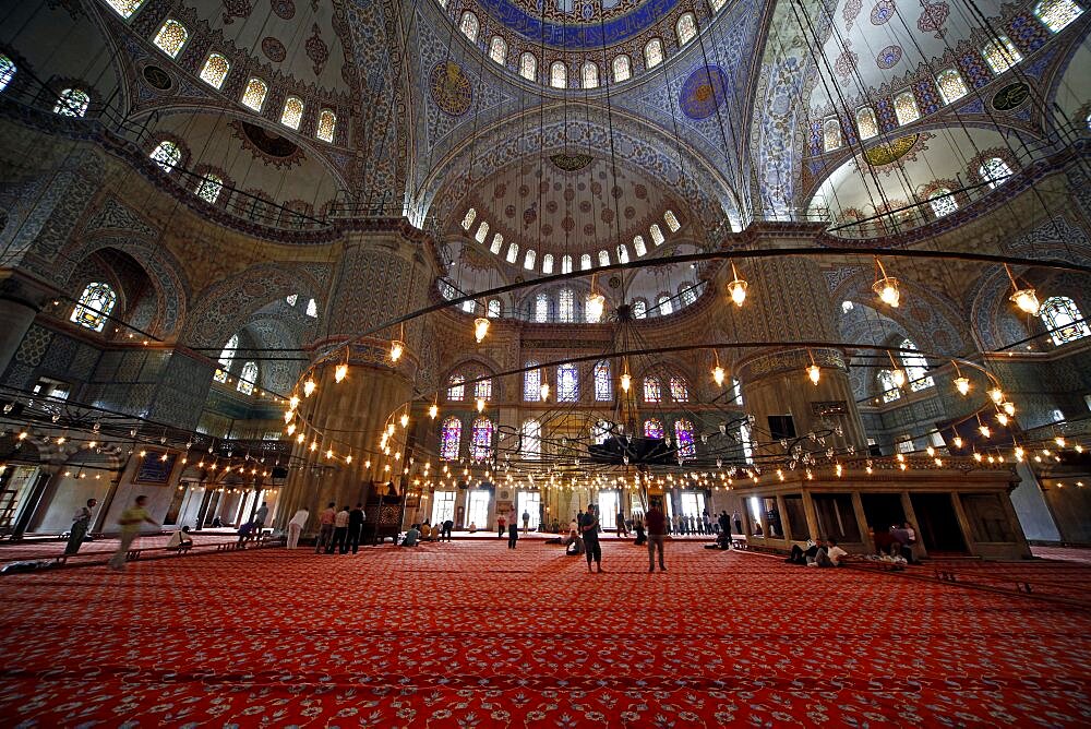 Blue Mosque (Sultanahmet Camii), UNESCO World Heritage Site, Istanbul, Turkey, Europe