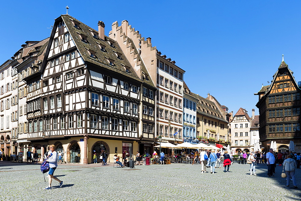 Cathedral plaza, Strasbourg, Alsace, Bas-Rhin Department, France, Europe