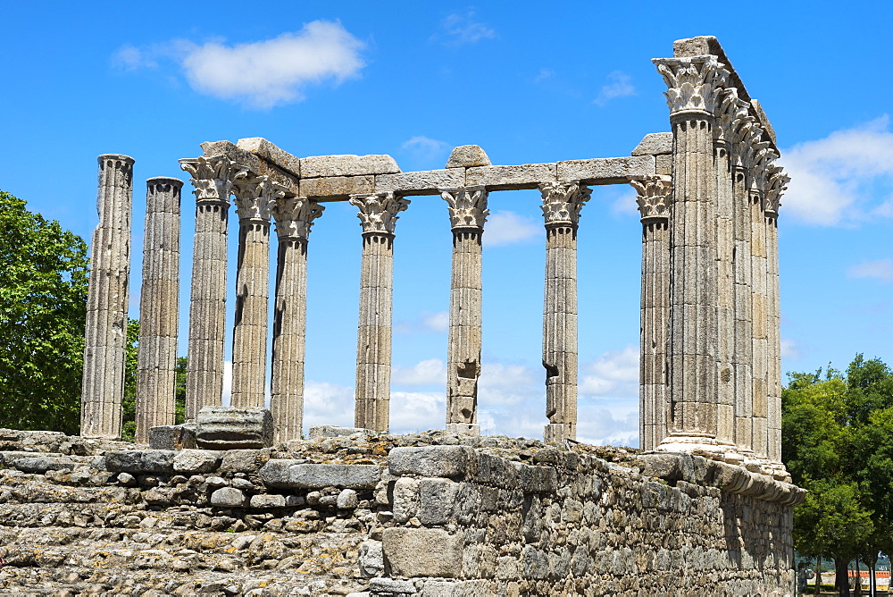 Roman temple of Diana, UNESCO World Heritage Site, Evora, Alentejo, Portugal, Europe