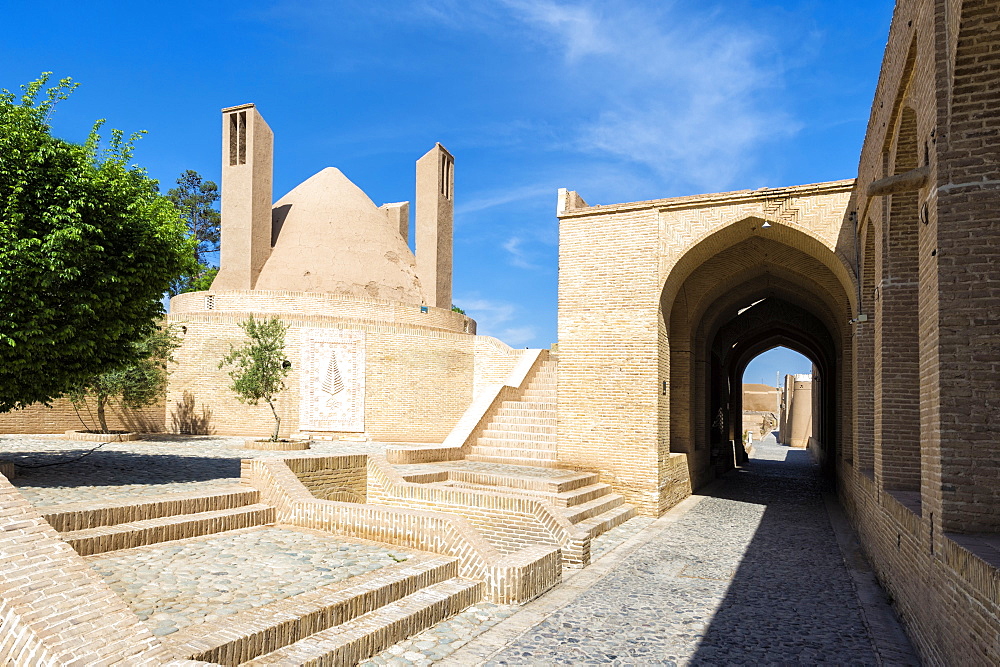 Wind catcher and water reservoir, Meybod Caravanserai, Meybod, Yazd Province, Iran, Middle East