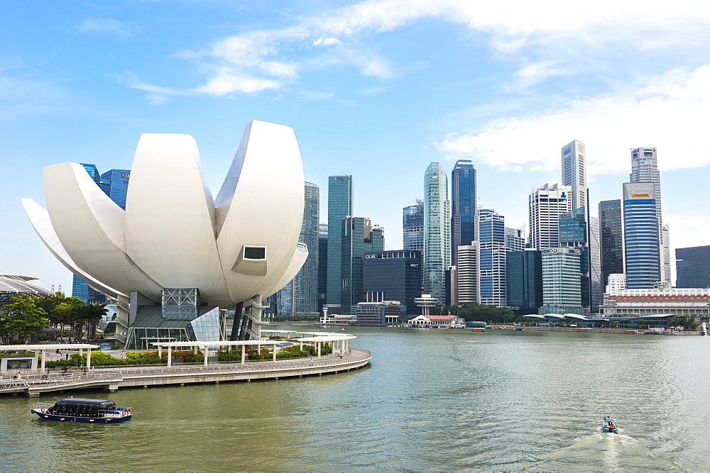 Science Museum and Singapore skyline, Singapore, Southeast Asia, Asia