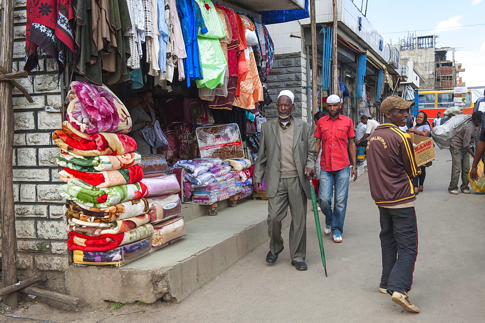 Market street scene, Mercato of Addis Ababa, Ethiopia, Africa 