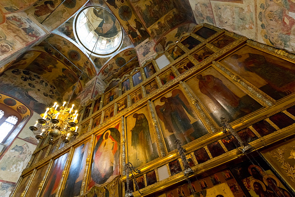 Iconostasis inside the Assumption Cathedral, the Kremlin, UNESCO World Heritage Site, Moscow, Russia, Europe