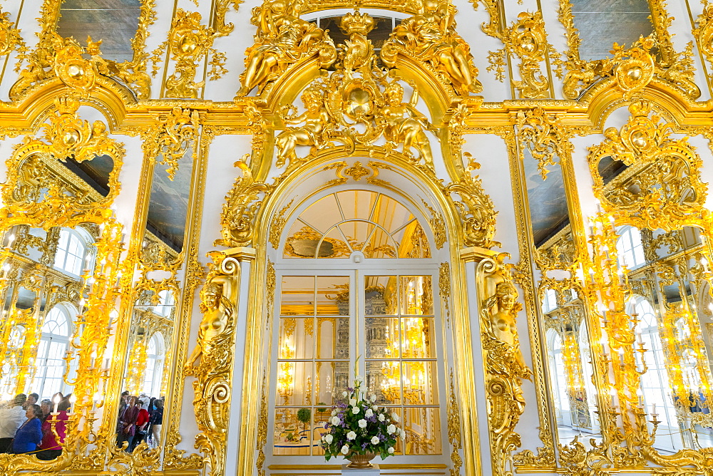 Doorway in the Ballroom, Catherine Palace, UNESCO World Heritage Site, Pushkin, near St. Petersburg, Russia, Europe