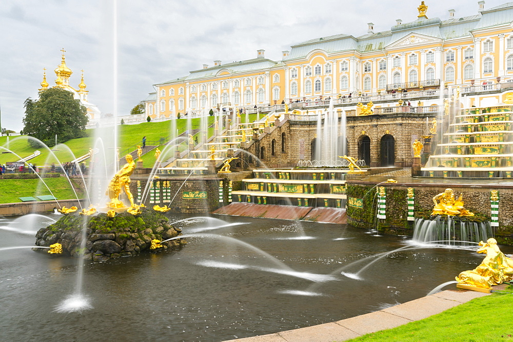 The Grand Cascade in front of the Grand Palace, Peterhof, UNESCO World Heritage Site, near St. Petersburg, Russia, Europe