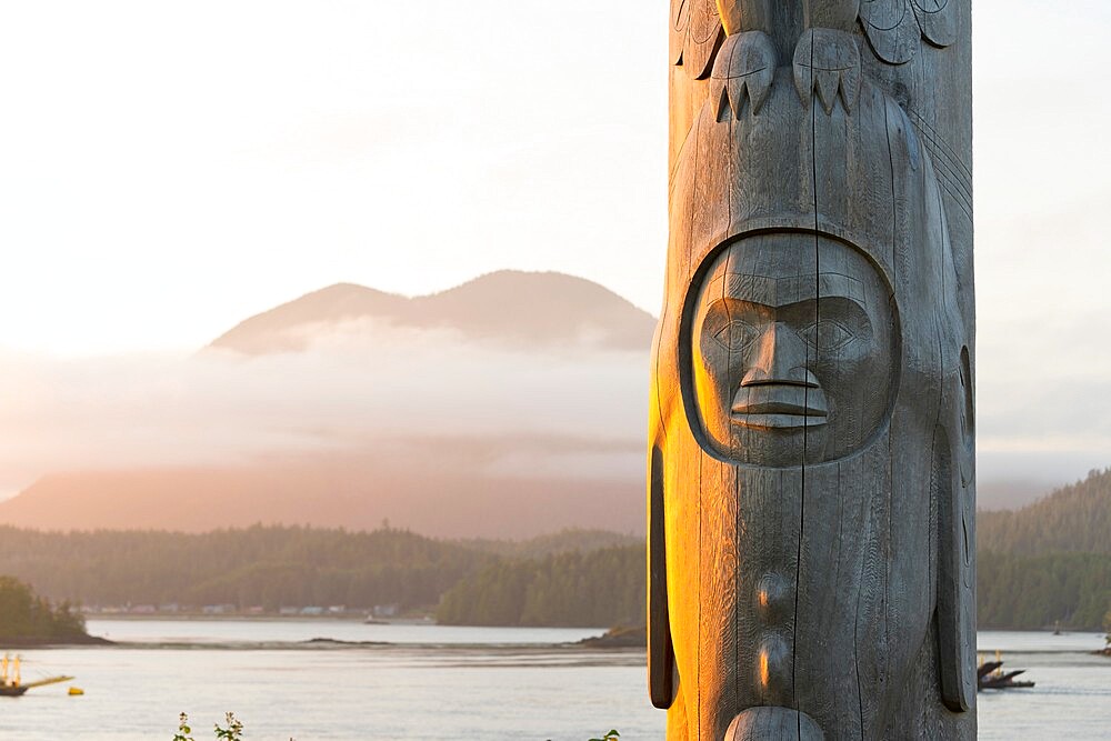 Totem Pole at Anchor Park, Tofino, Saanich, British Columbia, Canada, North America