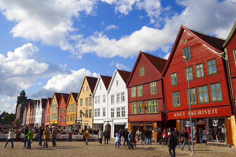 Fishing Warehouses in the Bryggen District, UNESCO World Heritage Site, Bergen, Hordaland, Norway, Scandinavia, Europe