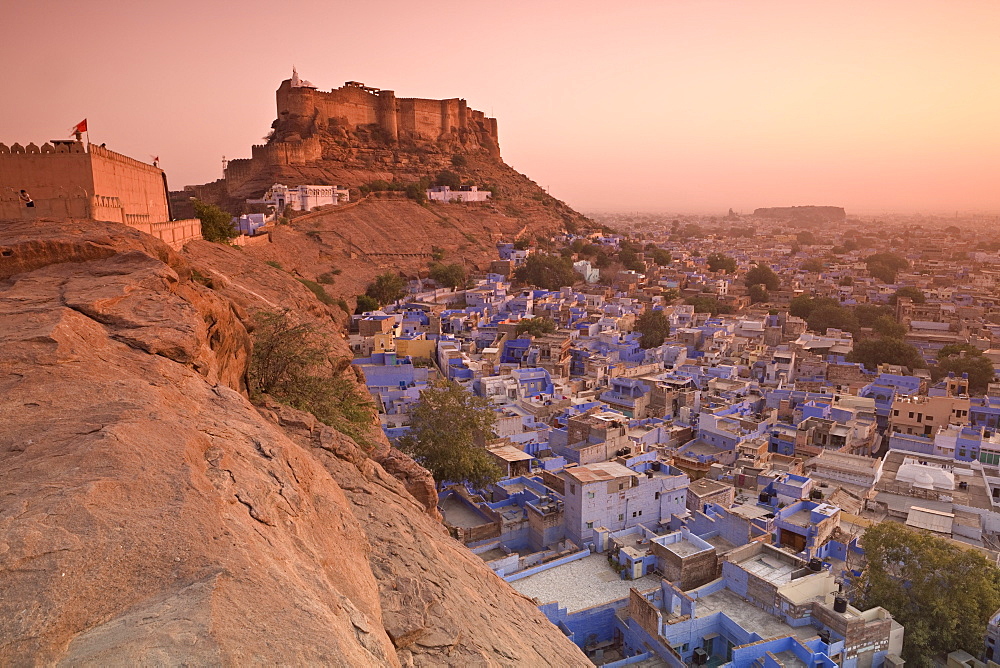 Elevated view towards Meherangarh Fort with Blue City below, Jodhpur, Western Rajasthan, India, Asia