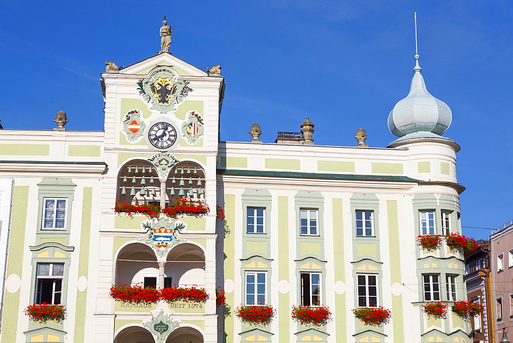 The wonderfully ornate Town Hall (Rathaus), Gmunden, Salzkammergut, Upper Austria, Austria, Europe