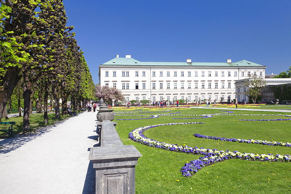 Mirabell Gardens and Schloss Mirabell, Salzburg, Salzburger Land, Austria, Europe 