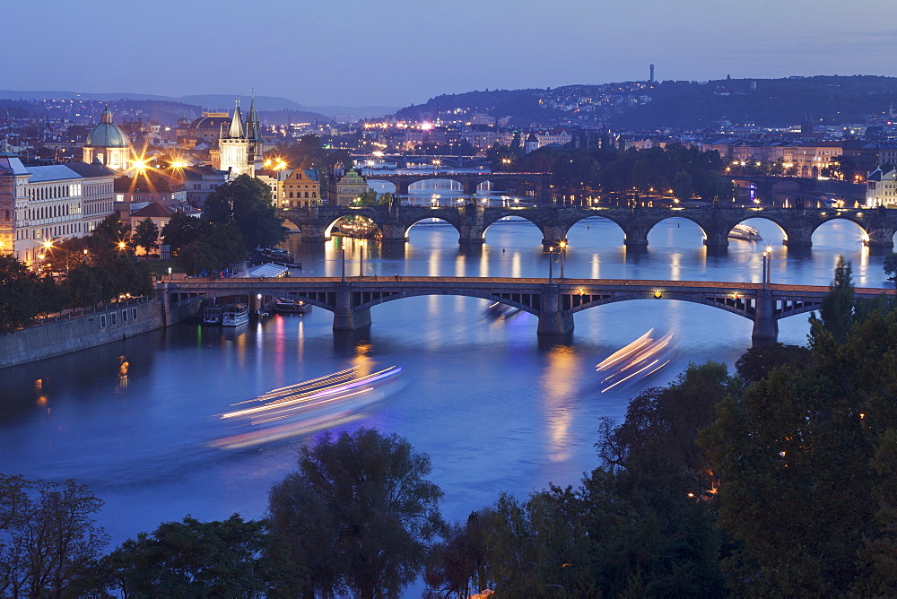 Bridges over the Vltava River including Charles Bridge and the Old Town Bridge Tower, UNESCO World Heritage Site, Prague, Czech Republic, Europe 