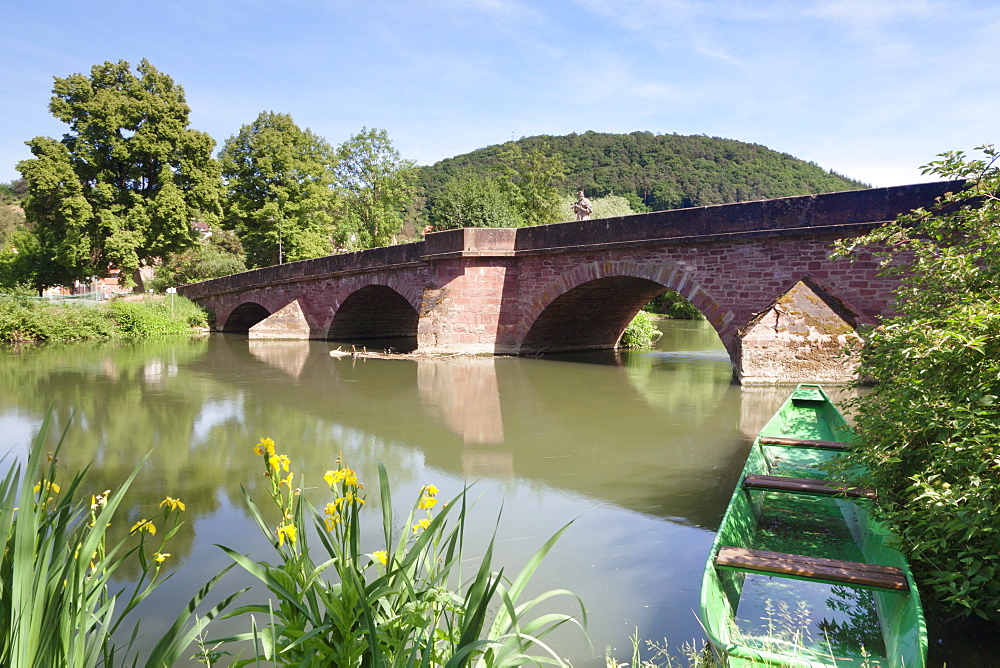 Bridge over the Tauber River, Gamburg, Taubertal Valley, Romantic Road, (Romantische Strasse) Baden Wurttemberg, Germany, Europe