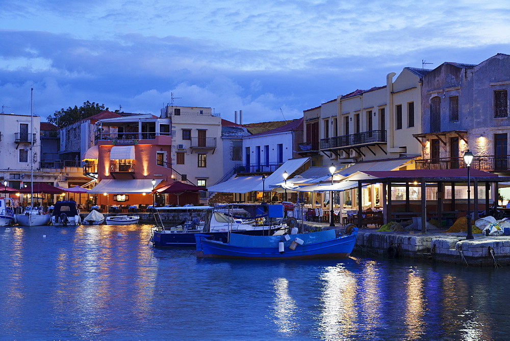 Old Venetian harbour, taverns on seaside, Rethymno, Rethymnon, Crete, Greek Islands, Greece, Europe