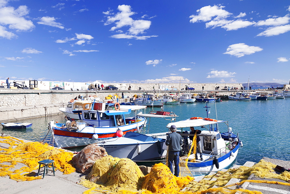 Venetian harbour, Iraklion (Heraklion) (Iraklio), Crete, Greek Islands, Greece, Europe