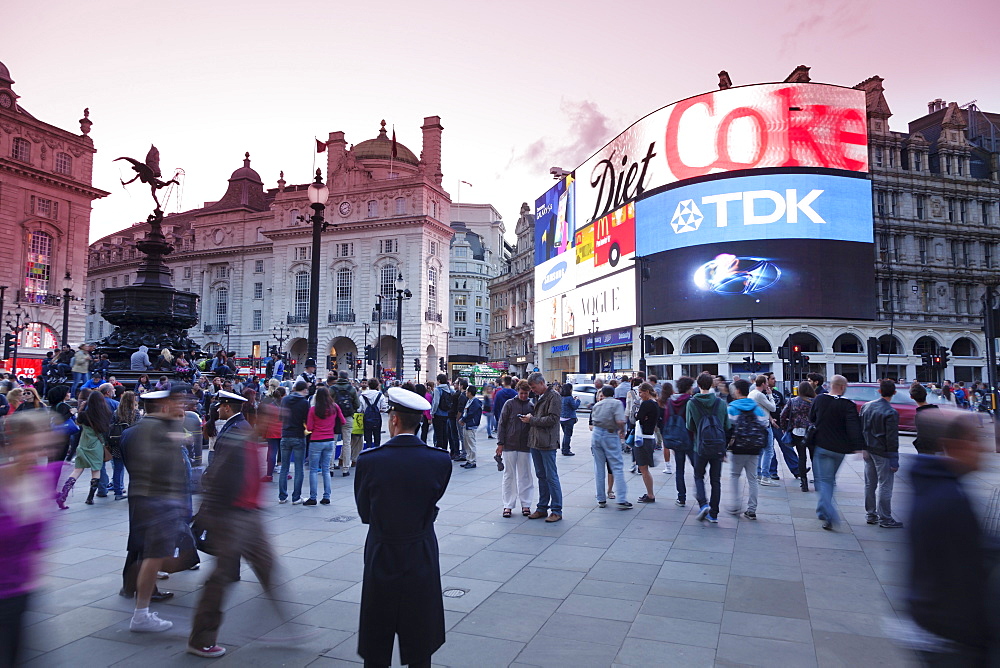 Statue of Eros, Piccadilly Circus, London, England, United Kingdom, Europe