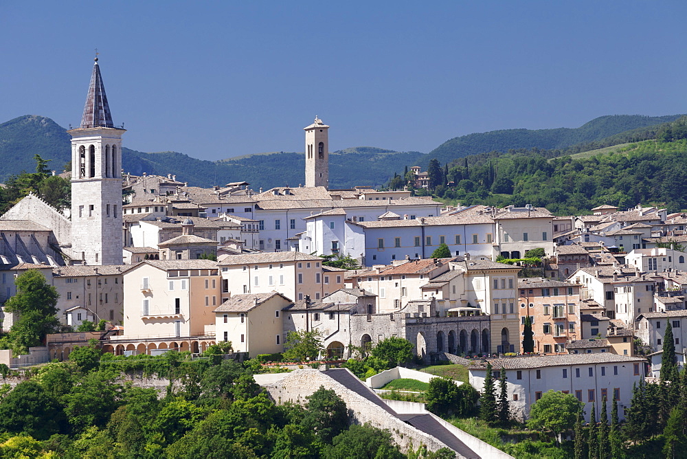 Spoleto with Santa Maria Assunta Cathedral, Spoleto, Perugia District, Umbria, Italy, Europe