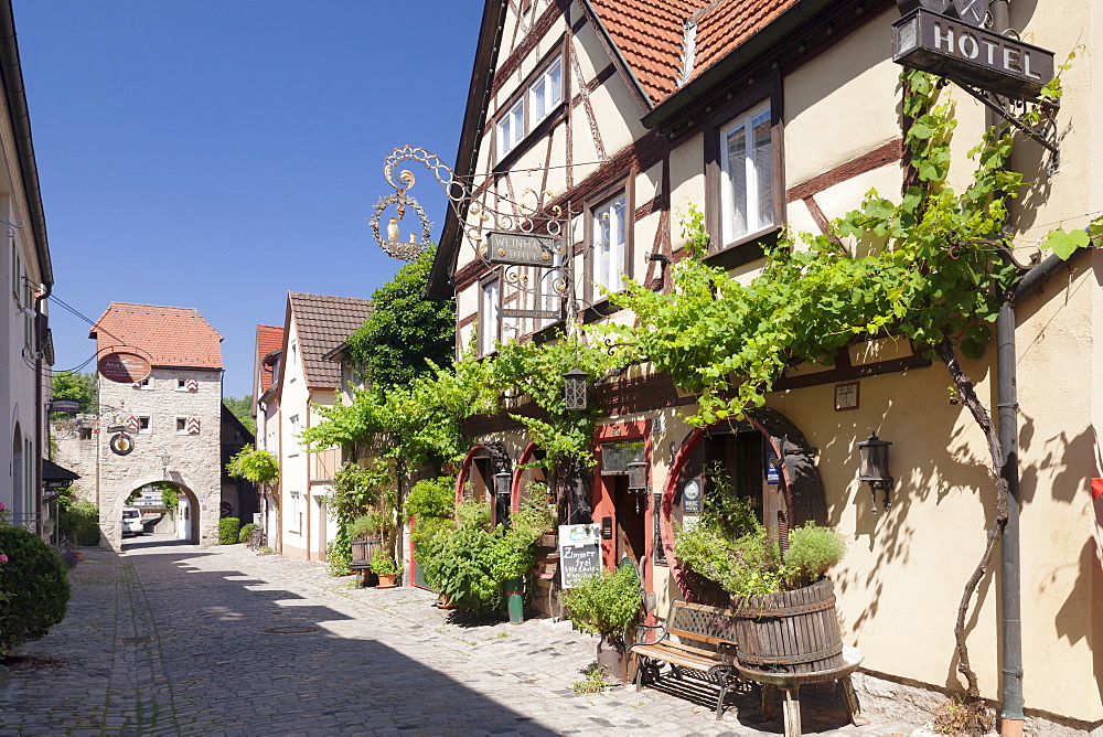 Restaurant in Maingasse street, Maintor Gate, Wine village of Sommerhausen, Mainfranken, Lower Franconia, Bavaria, Germany, Europe