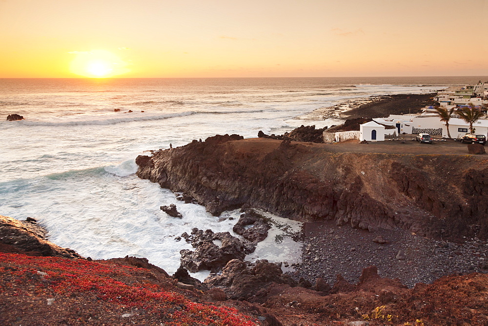 Fishing village El Golfo at sunset, Lanzarote, Canary Islands, Spain, Atlantic, Europe