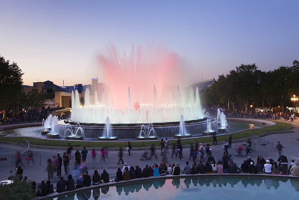 Font Magica (Magic Fountain) at Palau Nacional (Museu Nacional d'Art de Catalunya), Montjuic, Barcelona, Catalonia, Spain, Europe