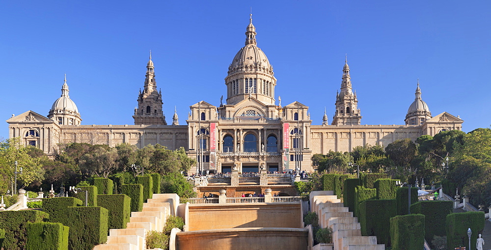 Palau Nacional (Museu Nacional d'Art de Catalunya), Montjuic, Barcelona, Catalonia, Spain, Europe