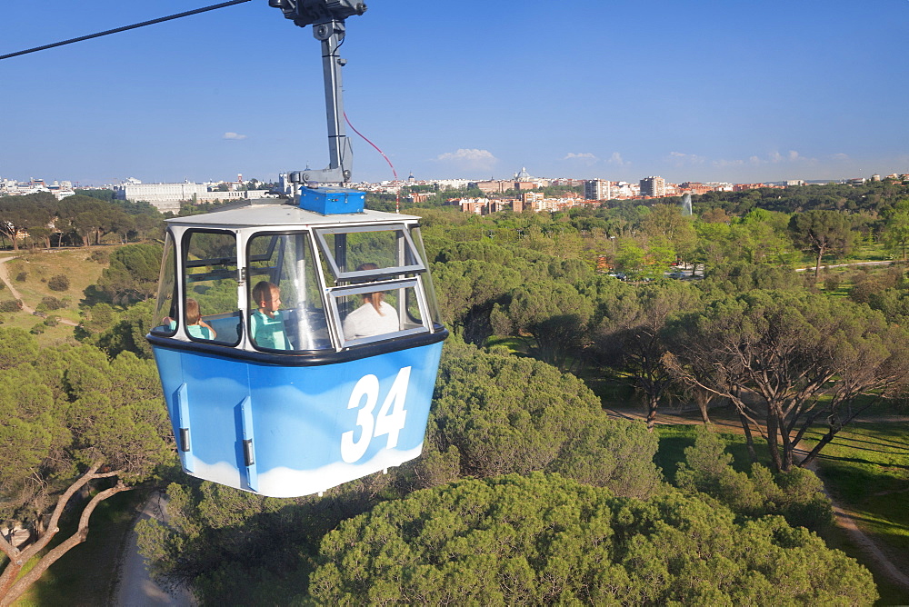 Teleferico, cable car, Casa de Campo Park, Madrid, Spain, Europe