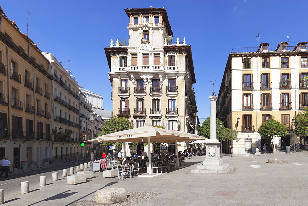 Plaza de Ramales, Madrid, Spain, Europe