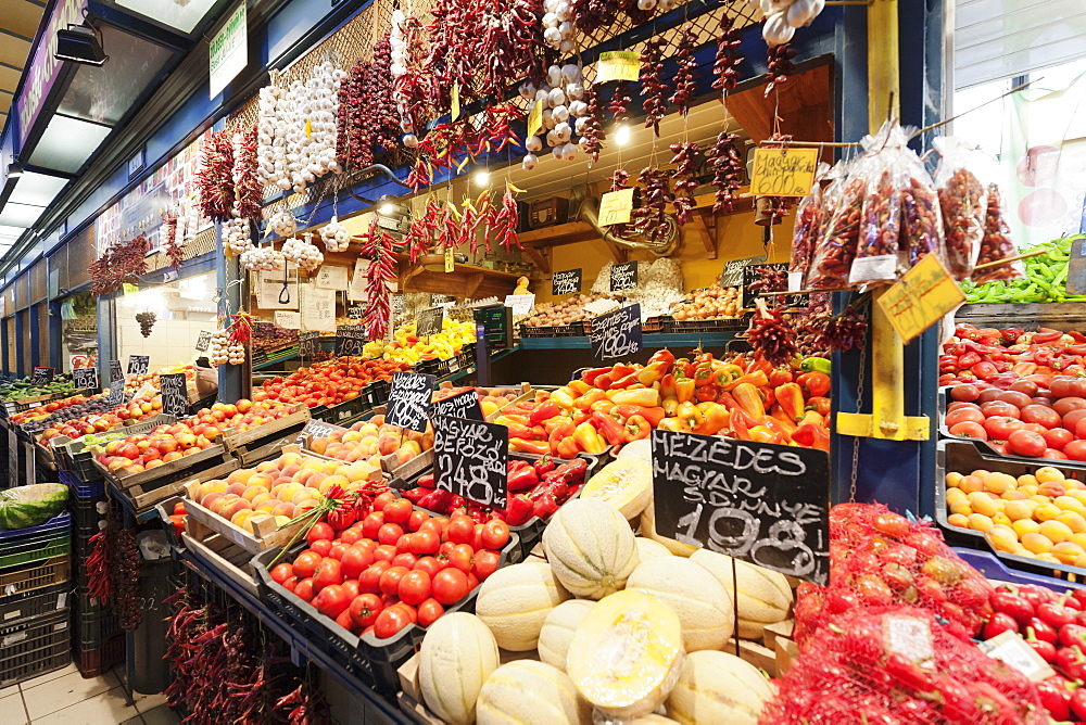 Great Market Hall, Vaci Utca, Old Town of Pest, Budapest, Hungary, Europe