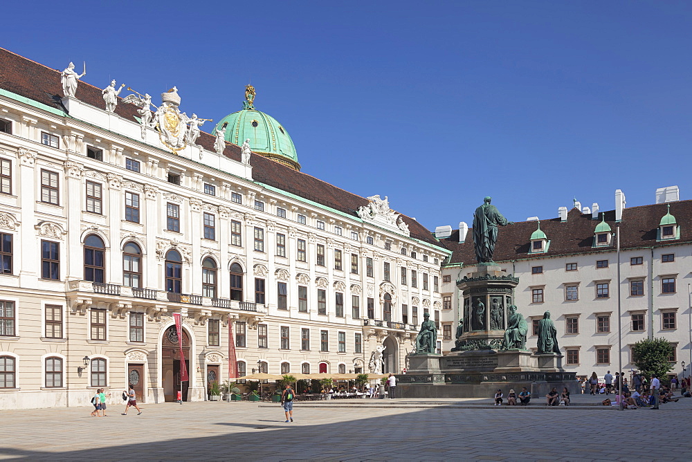 Emperor Francis Monument, Hofburg Palace, UNESCO World Heritage Site, Vienna, Austria, Europe