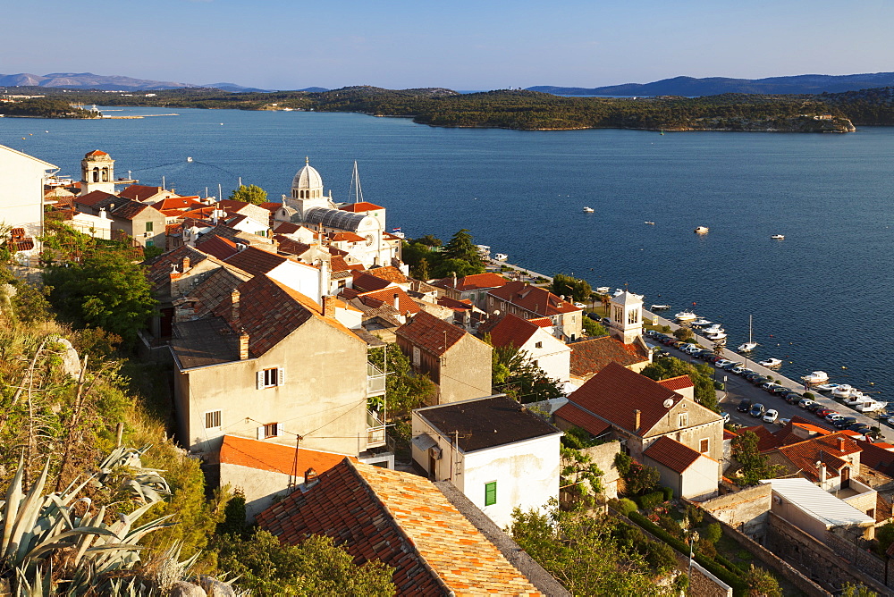 View of the old town and Cathedral of St. Jacob (Cathedral of St. James), UNESCO World Heritage Site, Sibenik, Dalmatia, Croatia, Europe 