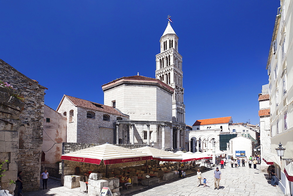 St. Dominus (Sveti Duje) Cathedral, Diocletian's Palace, UNESCO World Heritage Site, Split, Dalmatia, Croatia, Europe