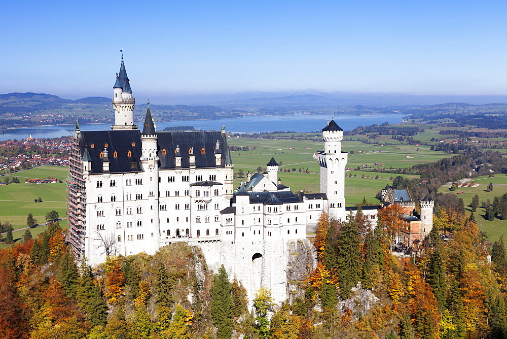 Neuschwanstein Castle, Hohenschwangau, Fussen, Ostallgau, Allgau, Allgau Alps, Bavaria, Germany, Europe