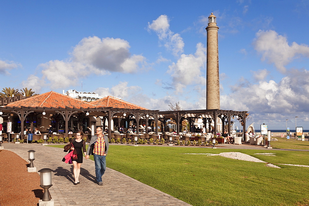 Promenade and lighthouse, Faro de Maspalomas, Maspalomas, Gran Canaria, Canary Islands, Spain, Europe