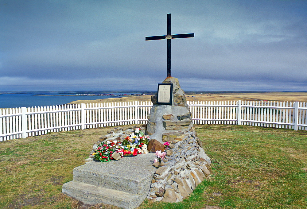 2 Para Memorial cross at Goose Green, Falkland Islands