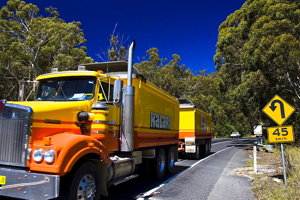 Truck on the Great Western Highway from Sydney to Adelaide, New South Wales, Australia