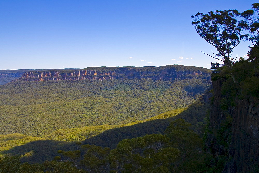 Tourists near Echo Point within Blue Mountains National Park, New South Wales, Australia.