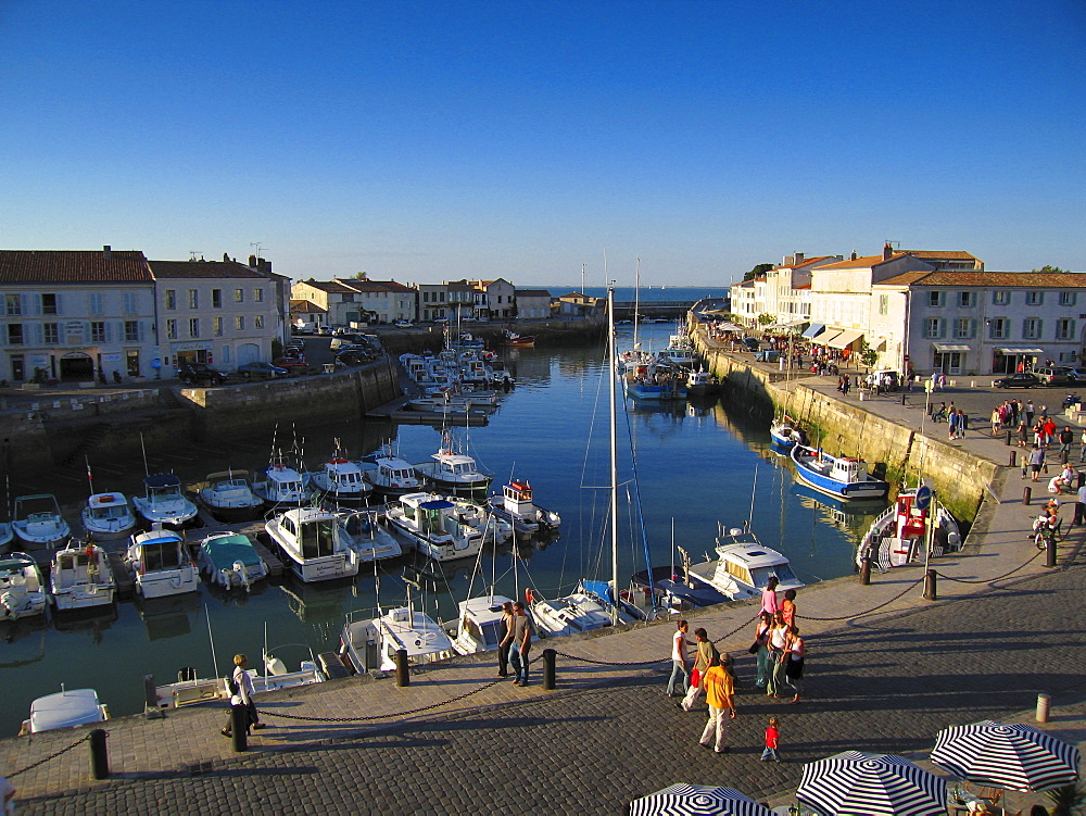 St Martin de R? Harbour, Ile de R?, France