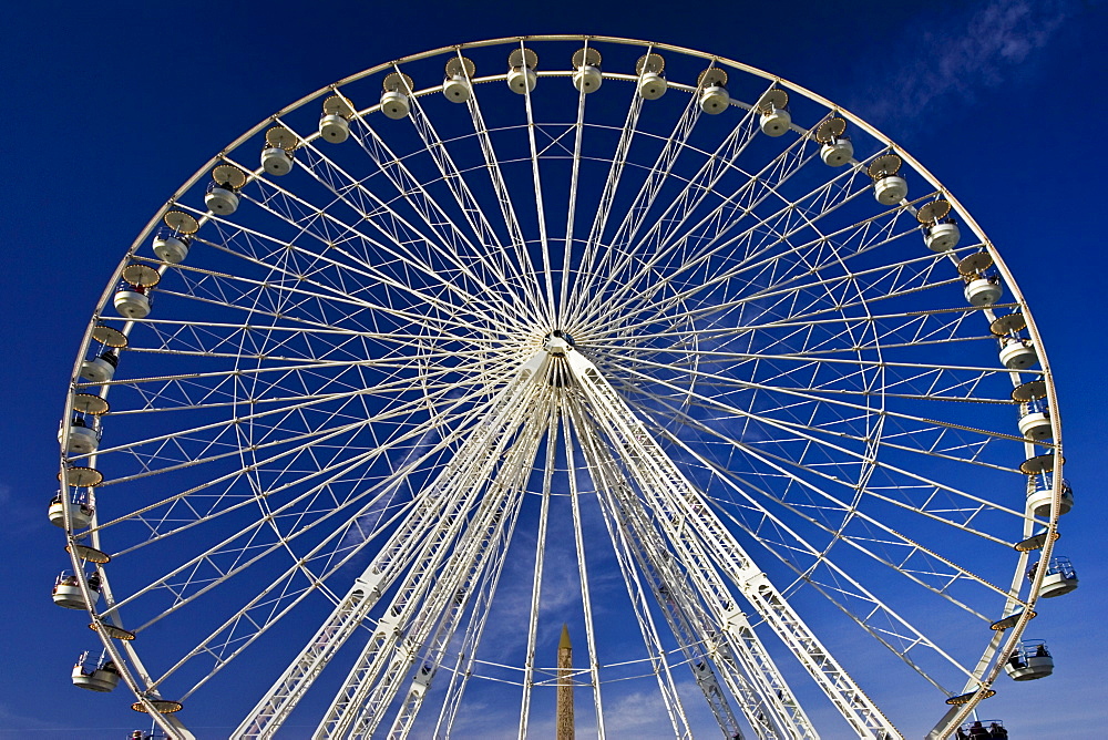 Place de la Concorde ferris wheel, La Grande Roue, Central Paris, France