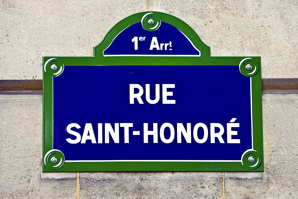 Rue Saint-Honor? street sign, Paris, France