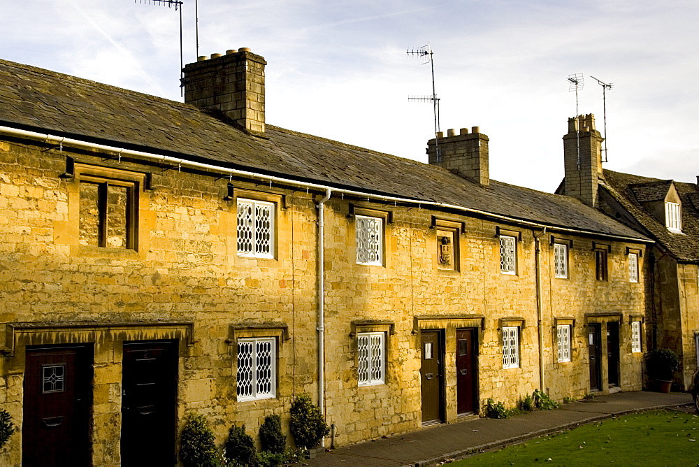 Terraced cottages in Chipping Campden, Gloucestershire, United Kingdom