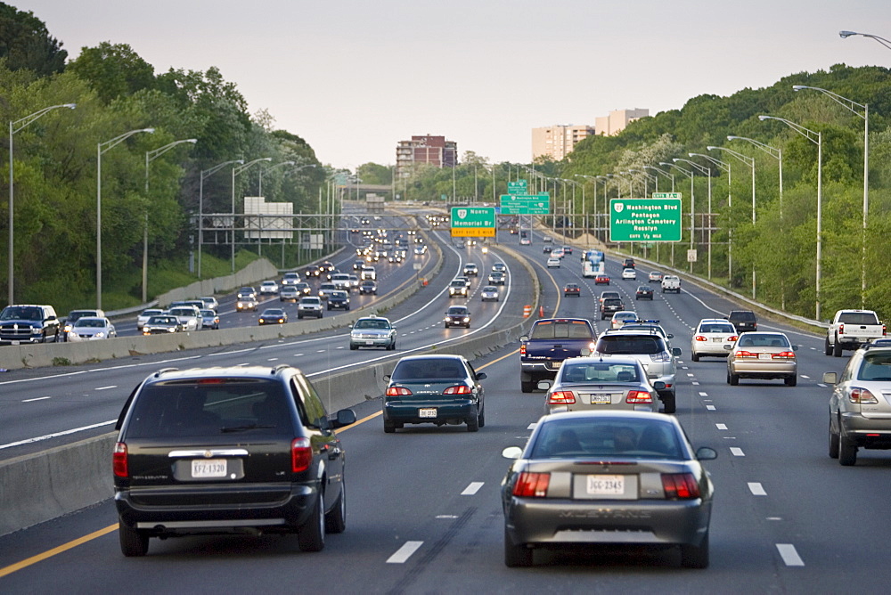 Volume of traffic travelling on freeway lanes, outskirts of Washington DC, USA