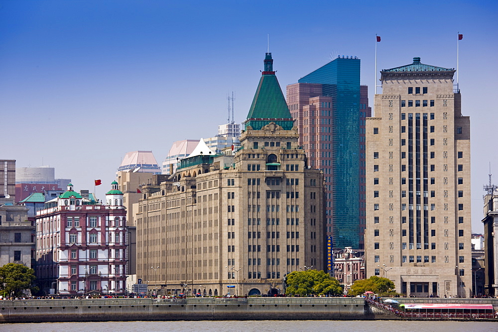 Shanghai skyline including the Peace Hotel alongside the Bund embankment, Shanghai, China